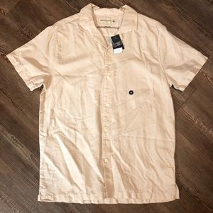 NWT Abercrombie & Fitch beige linen short sleeve button down shirt size M